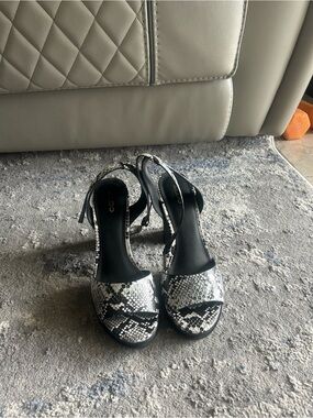 Aldo Black & White Snake-Print Slingback Heels